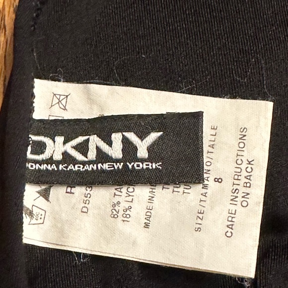 Donna Karen deep v jeweled swim suit sz 8 - Picture 5 of 5